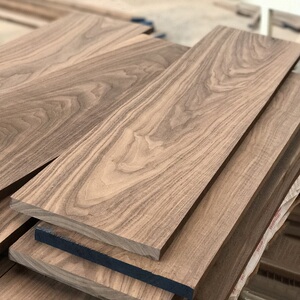 美国黑胡桃窗台板木托料原木木方板材实木隔板桌面板北美材台面板