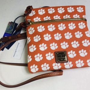 懒羊羊 美国dooney & bourke db鸭子包斜挎包 美国直邮