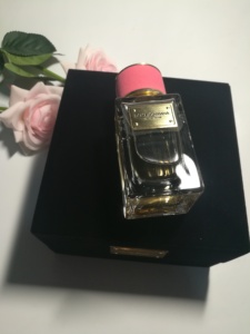 [特价]dg杜嘉班纳丝绒香水dolce velvet精装金雀花佛手柑欲望玫瑰