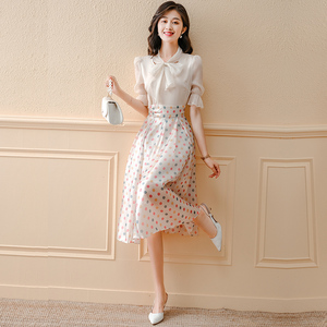 名媛小香风套装女2021年新款夏淑女气质穿搭轻熟波点两件套裙洋气