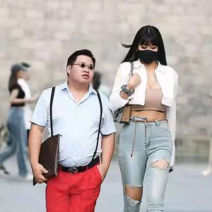 快手网红同款眼镜男