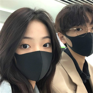 口罩情侣夏