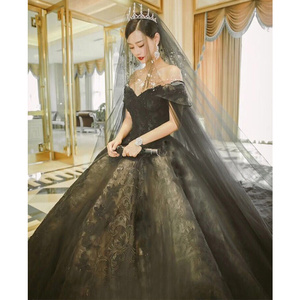 黑色婚纱礼服新娘拖尾奢华