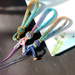 手工编手机挂绳钥匙挂绳包包手把件挂绳配玉石水晶蜜蜡金银不退换