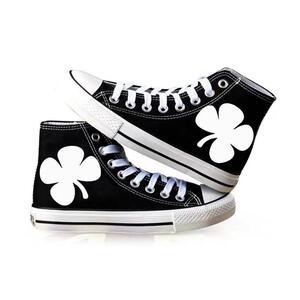 黑色四叶草鞋子亚斯塔动漫二次元步鞋运动鞋男女学生高帮帆布鞋