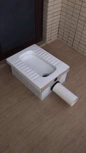 带存水湾防臭墙排蹲便器后横排蹲坑墙横排后排水蹲厕加高位大便池