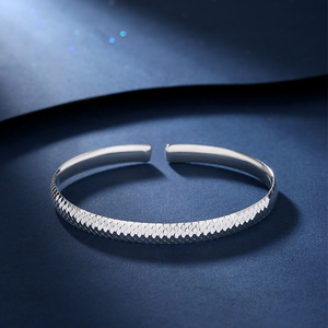 龙鳞纹9999纯银手镯女新款高级感足银实心镯子可调节年轻款送女友