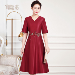 雅娜淇妈妈婚宴装高端2022夏装喜婆婆婚礼服高贵丈母娘洋气连衣裙