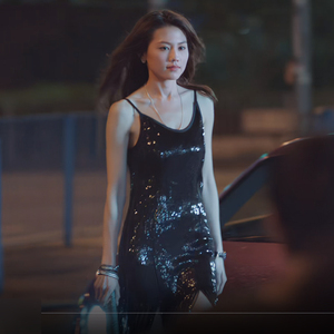 战毒汪紫琪周秀娜同款黑色吊带连衣裙流苏时尚气质显瘦女私人订制