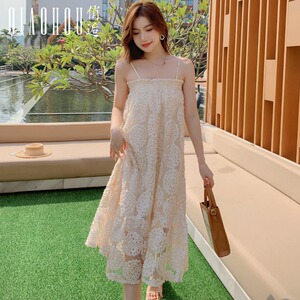 立体钩花抹胸裙女夏海边出游度假沙滩裙甜美气质吊带裹胸连衣裙仙