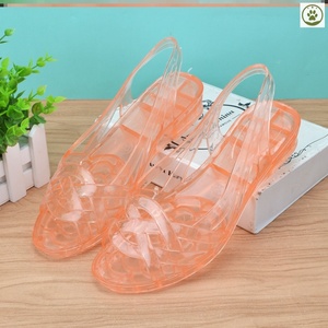 塑料凉鞋80年代老式凉鞋女怀旧夏透明水晶果冻凉鞋复古拖鞋可外穿