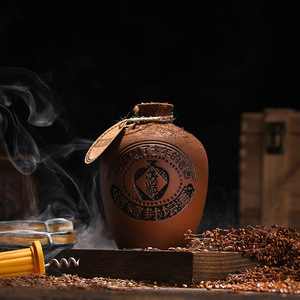 酒糟封坛酱香型