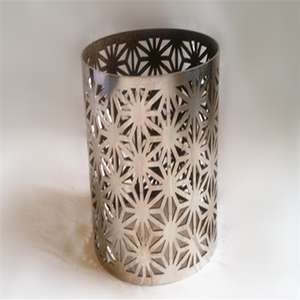 304 不锈钢无缝花纹管 工艺品精密雕刻 镂空激光金属造型切割48*2