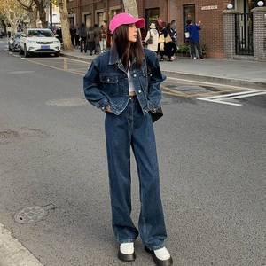 炸街牛仔套装女春秋新款港风复古直筒裤搭配流行牛仔短外套两件套