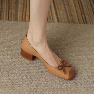 diaoer 吊尔～ 小羊皮!法式文艺复古蝴蝶结方头浅口中粗跟单鞋女