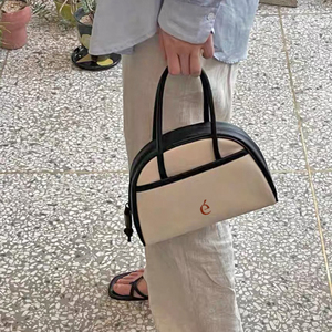 韩国东大门同款2024夏季新款女包小众设计师手提包纯色定型手伶包