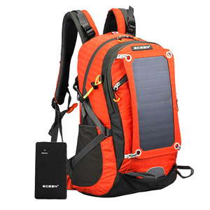 户外双肩包登山旅行包太阳能充电运动包男女通用多功能大容量背包