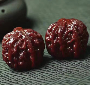 机刷包浆文玩核桃包浆玉化闷尖狮子头四座楼手把件41-43mm菊花底