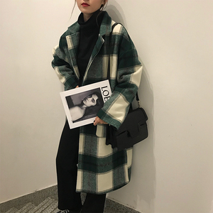 梨子衣外套女格子溜肩毛呢大衣复古中长款韩范秋冬学生学院风女神