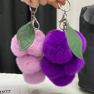 獭兔毛包包挂件可爱小葡萄毛球汽车钥匙扣挂饰创意礼品包包装饰品