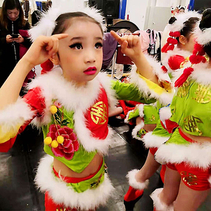 新款元旦演出服单鼓声声幼儿喜庆秧歌打鼓民族舞蹈服中国风表演服