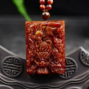 80liu134652淘宝龙涎香"灰琥珀"九龙护主吊牌雕工精致自带香气持久
