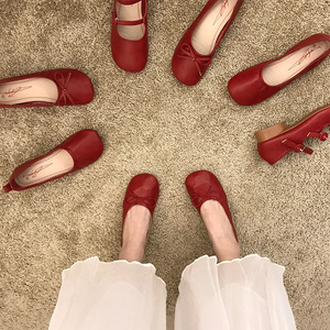 芭蕾舞单鞋女2024年春秋款法式小红鞋平底婚鞋新娘鞋芭蕾风鞋子