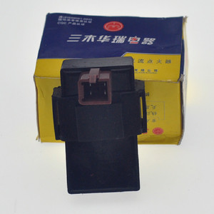 弯梁摩托车重庆三木直流点火器力帆lf110太阳dy100四针插头不带线