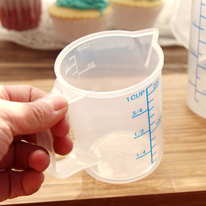 200毫升塑料量杯