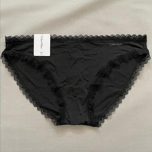 现货正品ck内裤女士冰丝纯色蕾丝边低腰透气性感无痕三角裤qd3706