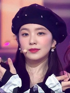 2022秋冬帽子女韩版时尚水钻毛呢贝雷帽百搭黑色画家帽裴珠泫同款