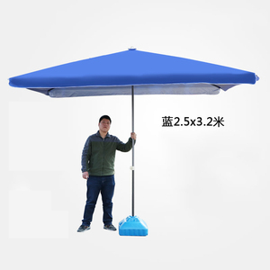 做生意用的大雨伞