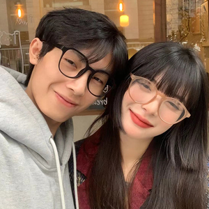 眼镜框情侣装饰