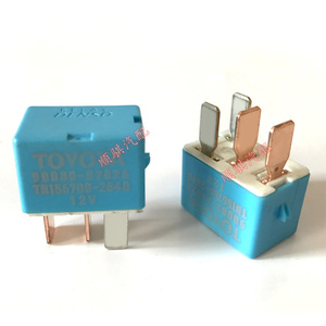 丰田油泵继电器