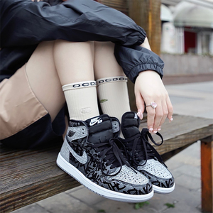 耐克air jordan 1 aj1男女同款影子黑灰禁穿休闲篮球鞋555088-036