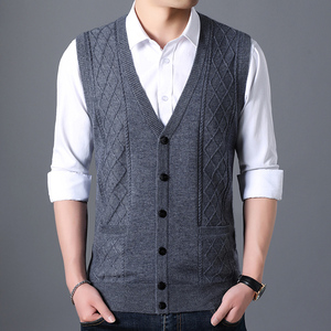 春秋款毛线薄款羊毛衫马甲男士毛衣背心搭配衬衫春季v领针织开衫