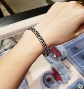 香港gucci古奇 925纯银仿古纹银g字方形图案男女生手镯 朋友礼物