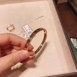 代购 bvlgari宝格丽 18k玫瑰金b.zero1无钻手镯 经典女士 手环