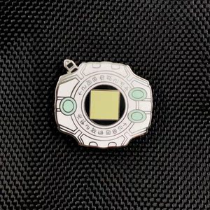 数码宝贝徽章烫金笔袋胸针公仔胸章烤漆钥匙周边战斗衣领书包装饰
