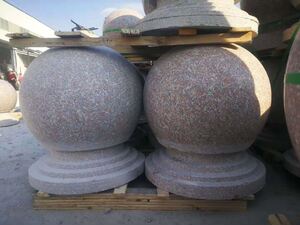 挡车石柱桩圆柱花岗岩石凳墩子防撞大理石阻车拦车挡路石头球路障