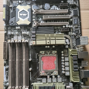 asus/华硕 sabertooth x58 主板 剑齿虎1366针14相 超频主板