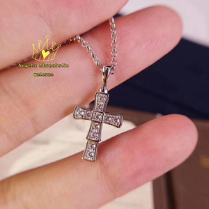 宝格丽十字架项链