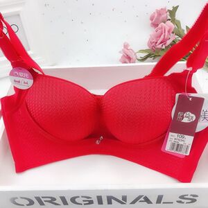 都市丽人409 零压无痕下厚2cm上薄聚拢沁养舒美内衣