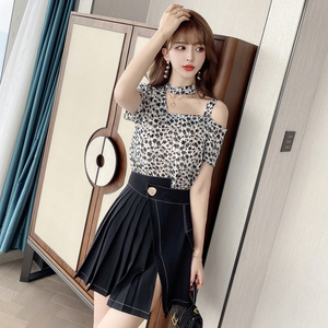 炸街时尚套装夏装2021年新款女性感露肩小个子穿搭牛仔短裙两件套