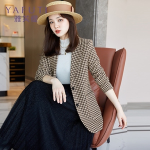 千鸟格西装外套女春秋2021新款网红炸街高级感休闲格纹小西服上衣