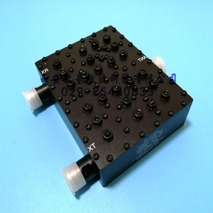双频合路器885-889mhz 930-934mhz腔体双工器定制