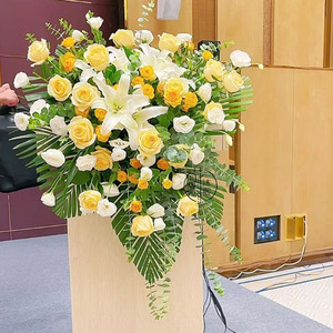 讲台花鲜花同城配送广州深圳香槟色演讲台签到花蓝白色系会议桌花