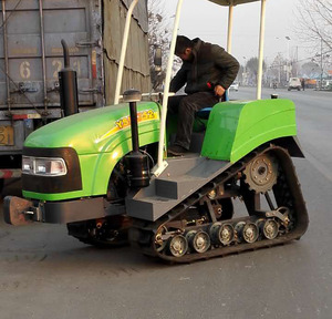 打田机拖拉机四驱水田