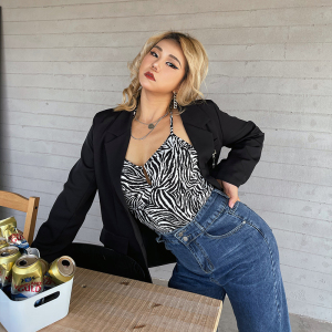 楠哥微胖辣妹胖mm大码欧美性感斑马纹显胸挂脖打底吊带百搭小背心