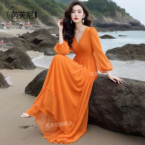 橘色长款连衣裙女2024夏季新款海边拍照度假沙滩裙及脚裸大摆长裙